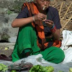 Gezing, pani zapala skręta