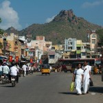 Vellore z górą w tle