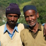 Pan "Ja tu gadam w hindy a ty nic nie rozumiesz hehehe" z wujkiem