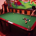 Partyjka bilarda z Dalai Lamą